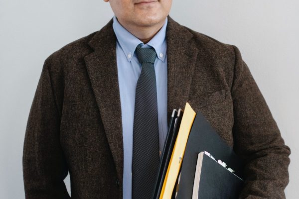 pexels-sora-shimazaki-5668774